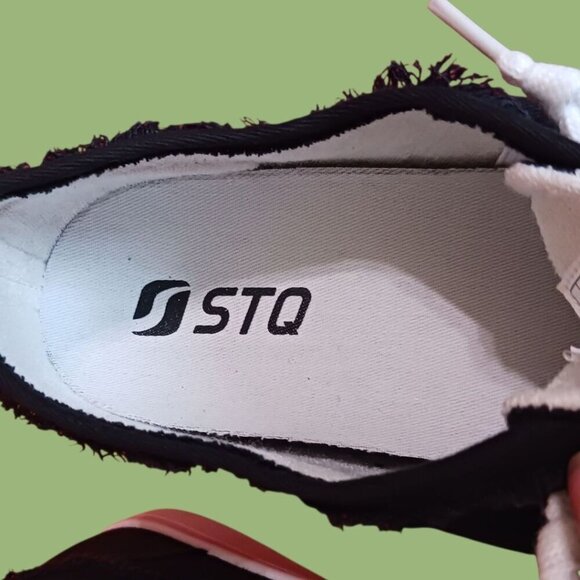 STQ Womens Black/Wht Canvas Slip-On Sneakers Size 8.5 - Picture 13 of 16